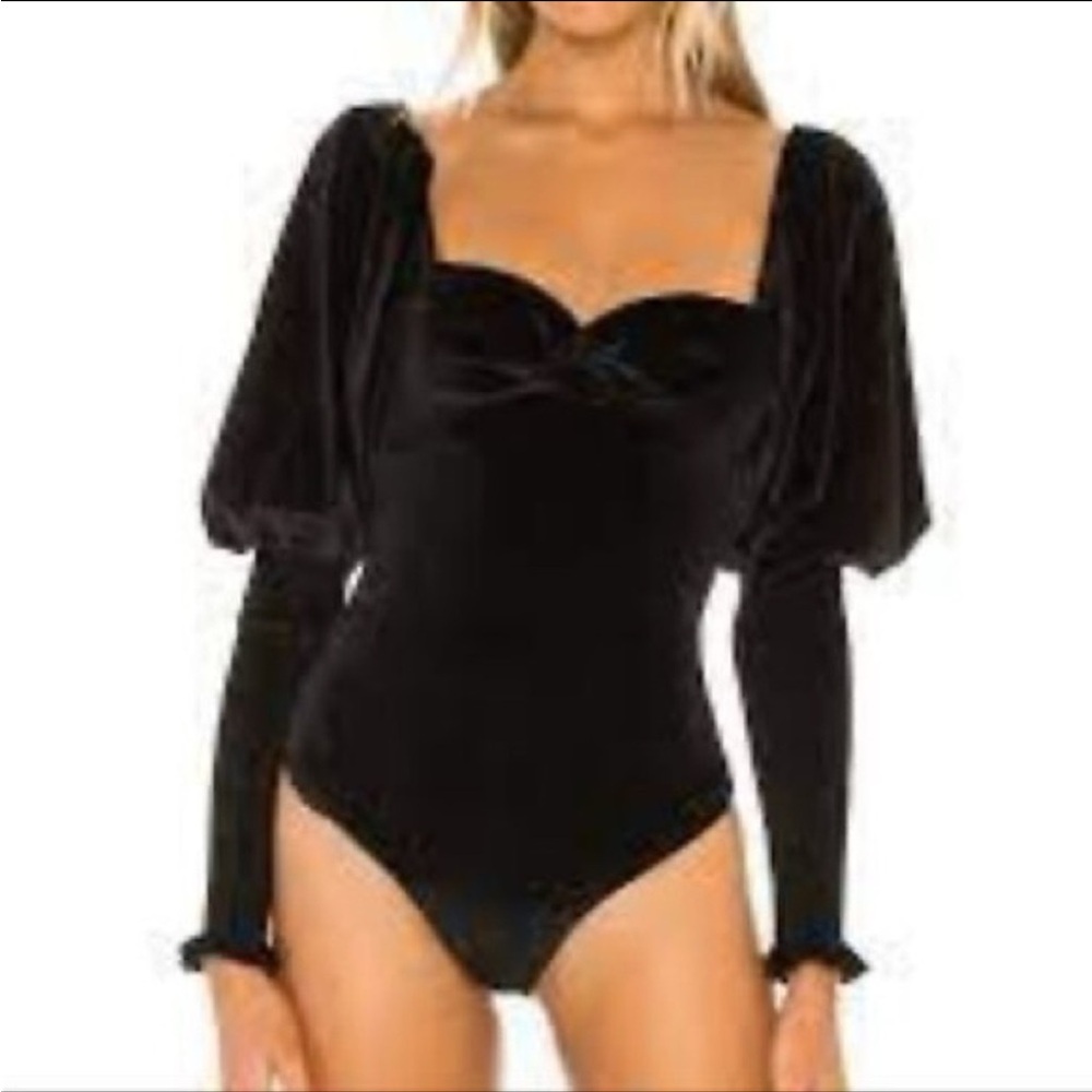 Tularosa Brynlee Velvet Puff Sleeve Smocked Cuff Bodysuit, Black, Sz Large, NWT